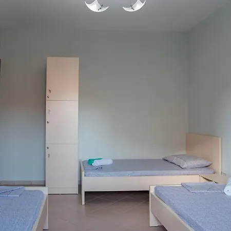 Sleep & Go Tirana